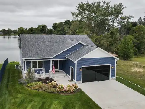 500 Bayview Drive, Cheboygan, MI 49721