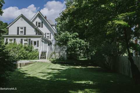 49 South St, Great Barrington, MA 01230