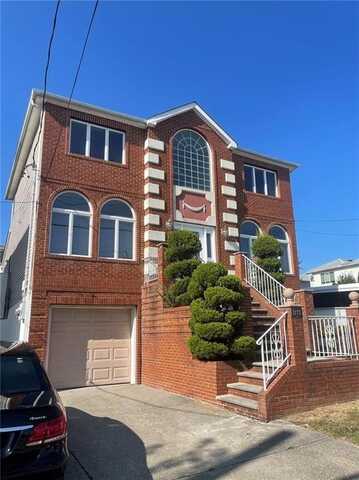 5775 Hyland Boulevard, Staten Island, NY 10309