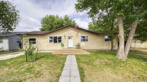 102 W Laramie St W, Gillette, WY 82716