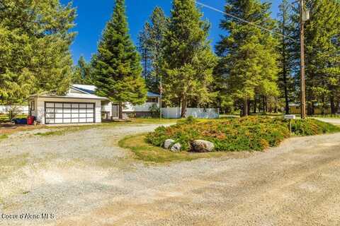 11 Blackthorn Rd, Oldtown, ID 83822