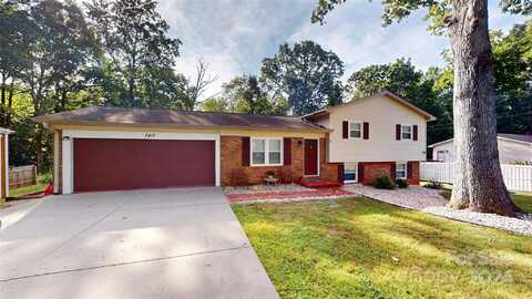 5413 Glenview Drive, Hickory, NC 28602