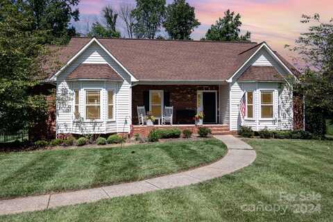 119 Seldom Farm Lane, Advance, NC 27006