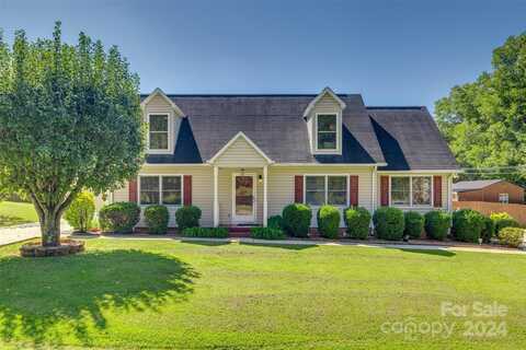 130 3rd Avenue NW, Conover, NC 28613