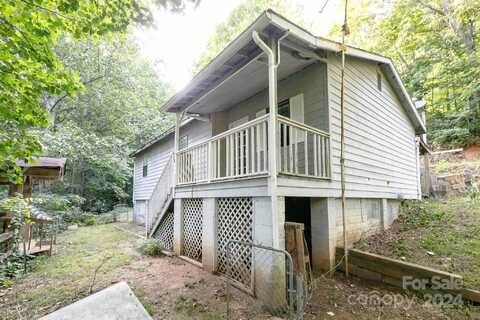 242 Moody Cove Road, Weaverville, NC 28787