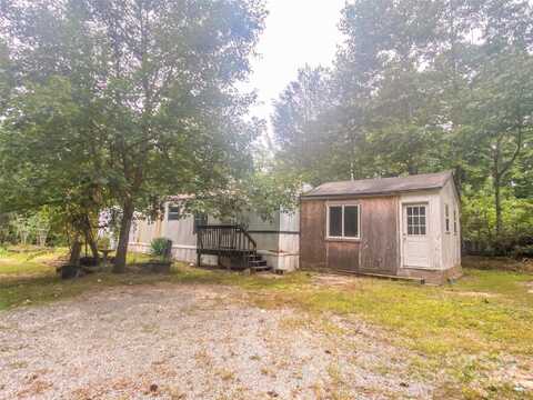 17 Howell Road, Brevard, NC 28712