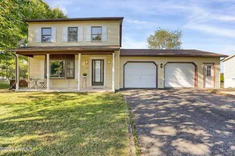 218 LAMPLIGHT Lane, Lewisburg, PA 17837