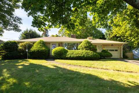 25 Skyline Drive, Waterbury, CT 06706