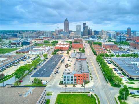 450 SW 7th Street, Des Moines, IA 50309