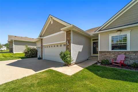 5904 SE 34th Street, Des Moines, IA 50320