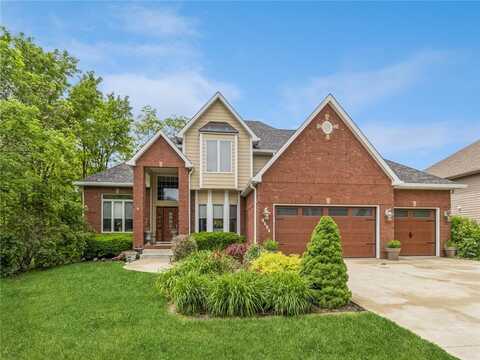 1205 Tulip Tree Lane, West Des Moines, IA 50266