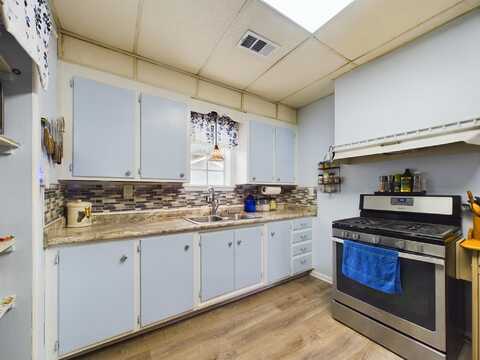 218 NE Troy Street, Fort Walton Beach, FL 32548
