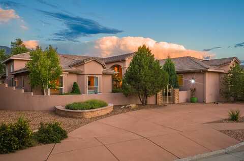 13100 CANYON EDGE Trail, Albuquerque, NM 87111