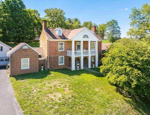 610 NEW HOPE RD, STAUNTON, VA 24401