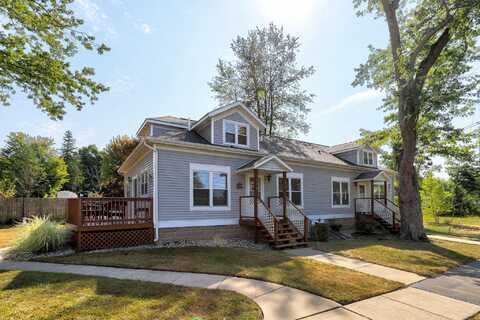 7370 N North Shore Drive, South Haven, MI 49090