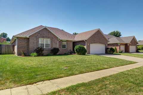 1628 W Village Lane, Springfield, MO 65807