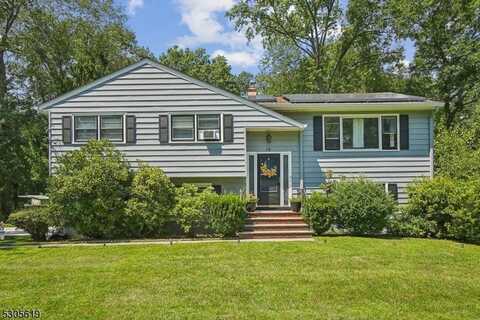 19 Cole Rd, Fairfield, NJ 07004