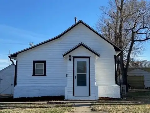 634 E 1st, Russell, KS 67665