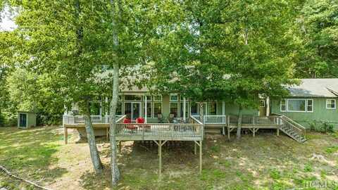 425 Dog Mountain Road, Highlands, NC 28741