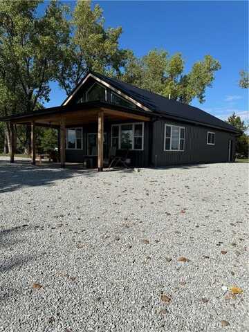 1933 Lake Viking Terrace, Gallatin, MO 64640