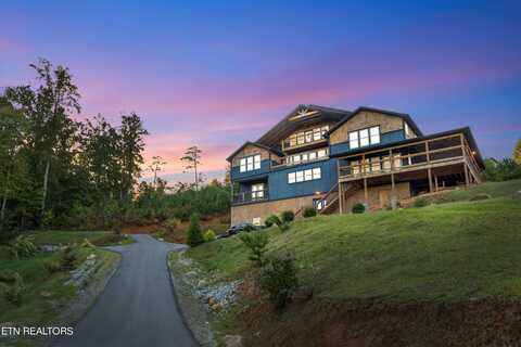 320 Elbow Lane, Gatlinburg, TN 37738