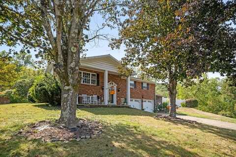 51 Exeter Drive, Clendenin, WV 25045