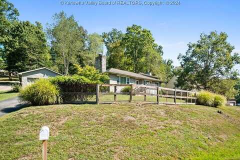 115 Pinewood Road, Elkview, WV 25071