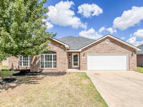 9313 Primrose Avenue, Lubbock, TX 79424