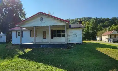 185 South CARTER Drive, Paintsville, KY 41240