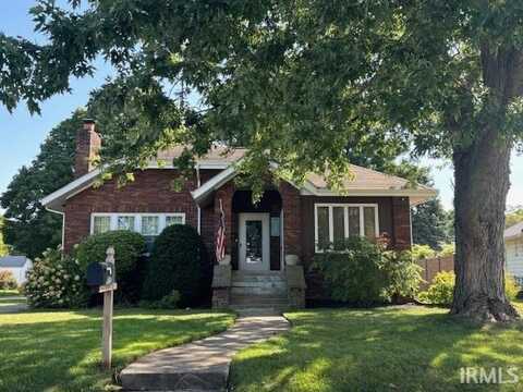 107 N Jackson Avenue, Fowler, IN 47944