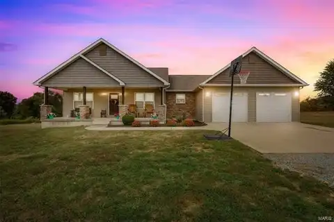 3111 Ridgewood Hills Drive, Farmington, MO 63640