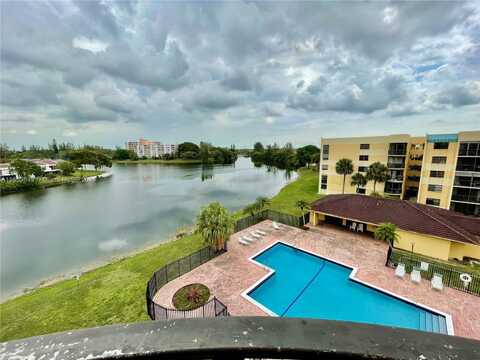 6575 W Oakland Park Blvd, Lauderhill, FL 33313