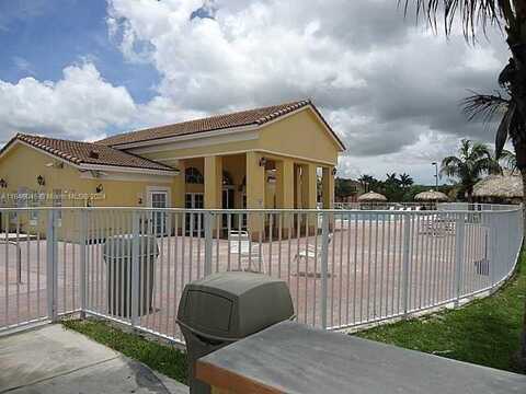 1662 SE 27th Dr, Homestead, FL 33035