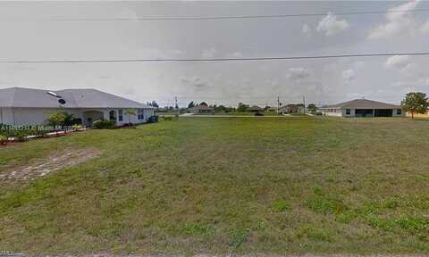 2022 NE 8th Pl, Cape Coral, FL 33909