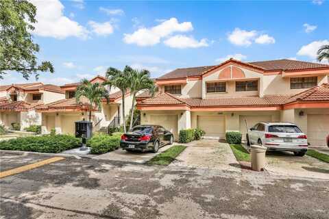 3507 Emerald Oaks Dr, Hollywood, FL 33021