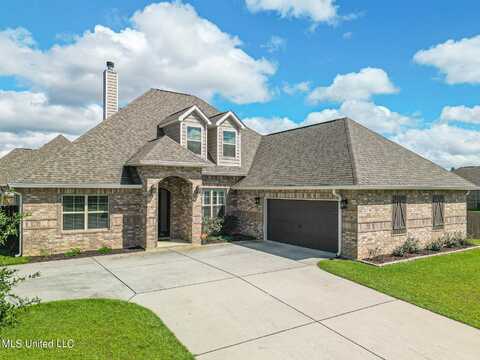 8004 Village Green Drive, Biloxi, MS 39532