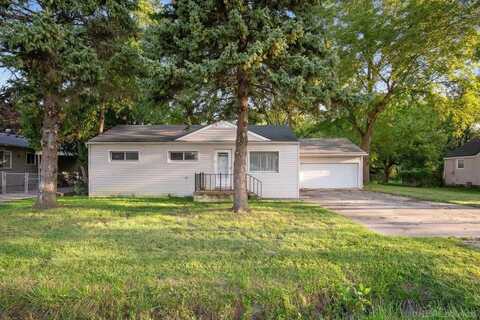 20437 Finley, Clinton Township, MI 48035