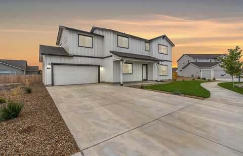 1202 NW Varnish Lane, Redmond, OR 97756