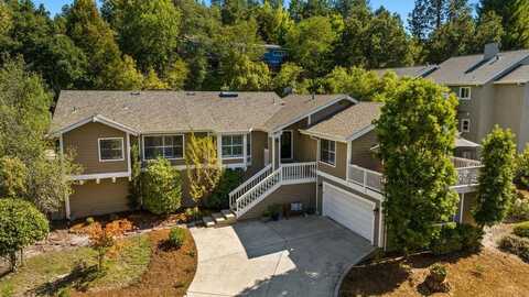 104 Baja Sol DR, SCOTTS VALLEY, CA 95066