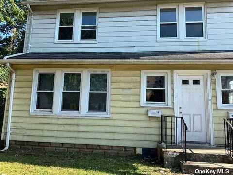 28 Morton Avenue, Hempstead, NY 11550