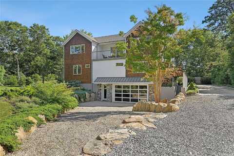 15 Hill Side Lane, East Hampton, NY 11937