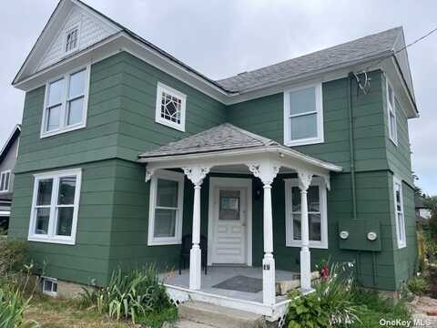 19 1st Street, Patchogue, NY 11772