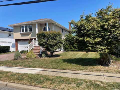 157 Baker, Island Park, NY 11558