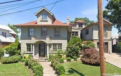 276 Leroy Avenue, Cedarhurst, NY 11516