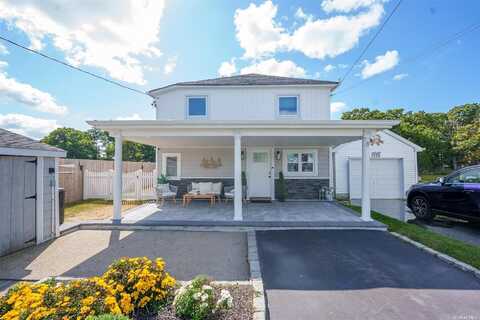 8 Cottage Avenue, Bay Shore, NY 11706