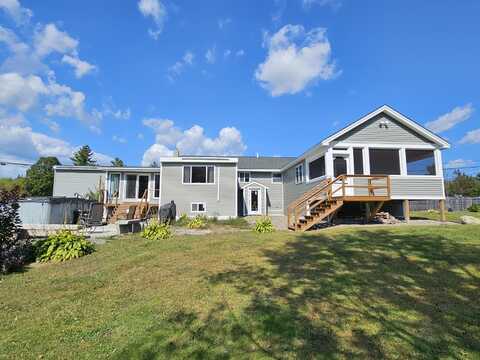 572 Temple Road, Farmington, ME 04938