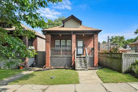 8519 S Crandon Avenue, Chicago, IL 60617