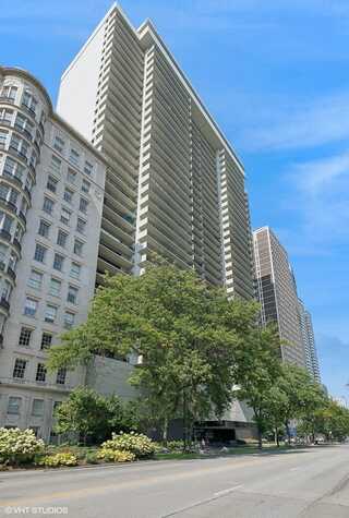 1212 N Lake Shore Drive, Chicago, IL 60610