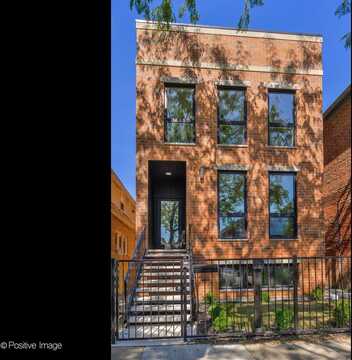 1810 W Superior Street, Chicago, IL 60622