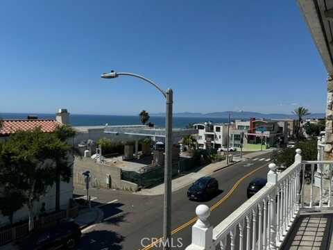 2104 Highland Avenue, Manhattan Beach, CA 90266